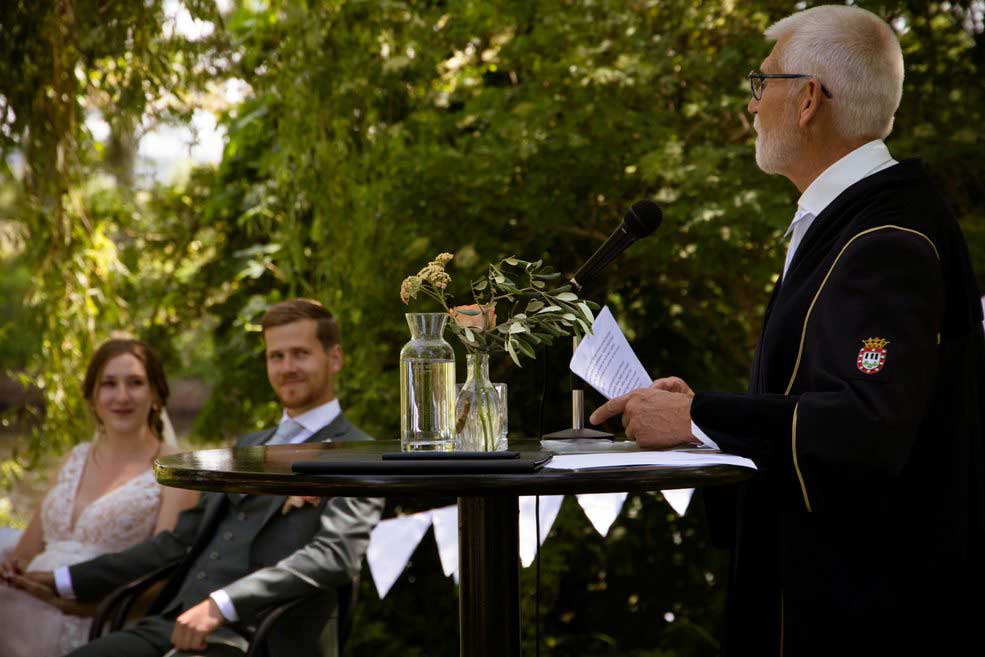 trouwambtenaar_jan_wiersma_ceremonie