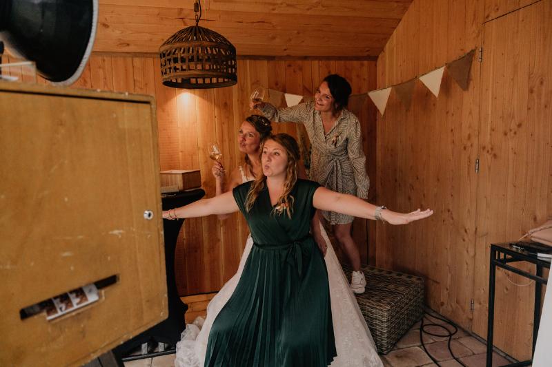 1439-2072676487.nl_photobooth_trouwen_11